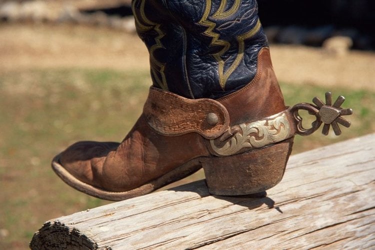 cowboy boots good for feet