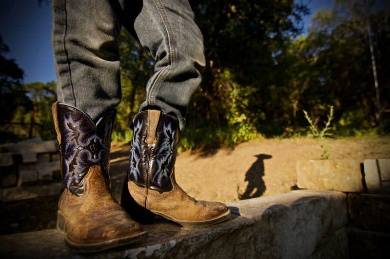 what-are-roper-boots-a-short-style-of-cowboy-boots-from-the-guest-room