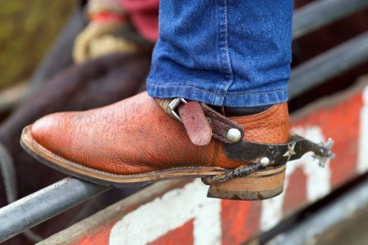 The 21 Best Jeans to Wear with Cowboy Boots Mens - From The Guest Room