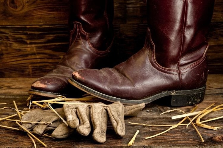 Are Cowboy Boots Good for Construction? Advantages and Disadvantages ...