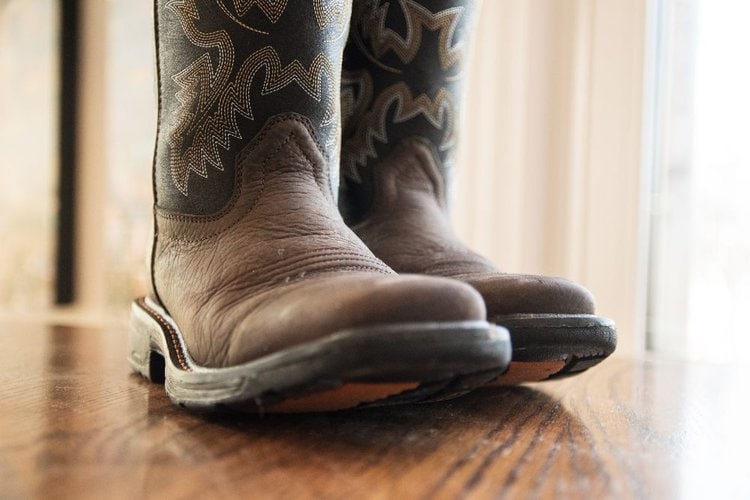 Should Cowboy Boots Be Tight On Top Of Foot? - From The Guest Room